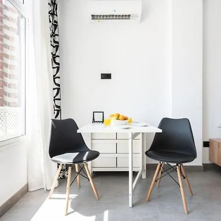 Daire Faro's Studio-ex Tui *